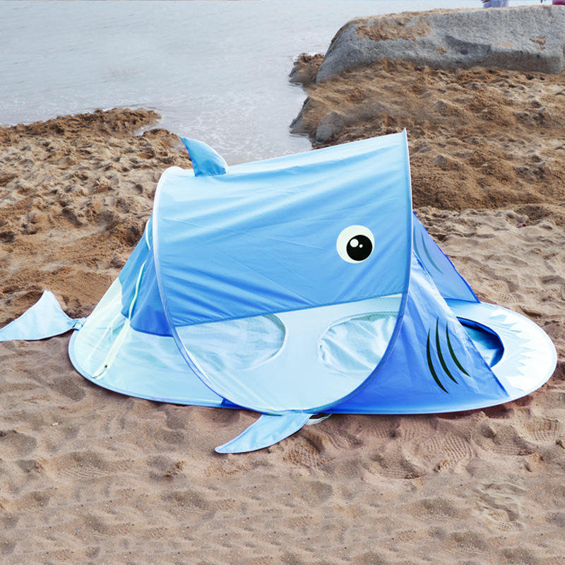 خيمة شاطئ للأطفال من نوع Shark Pop-Up، مأوى للشمس